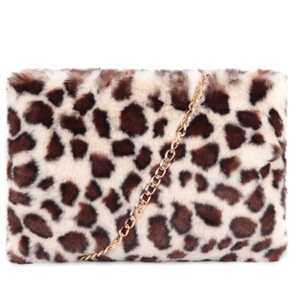 NWT Super SoftFaux Fur Leopard Print Clutch, Wristlet, Shoulder Bag in Cream! - Picture 2 of 2